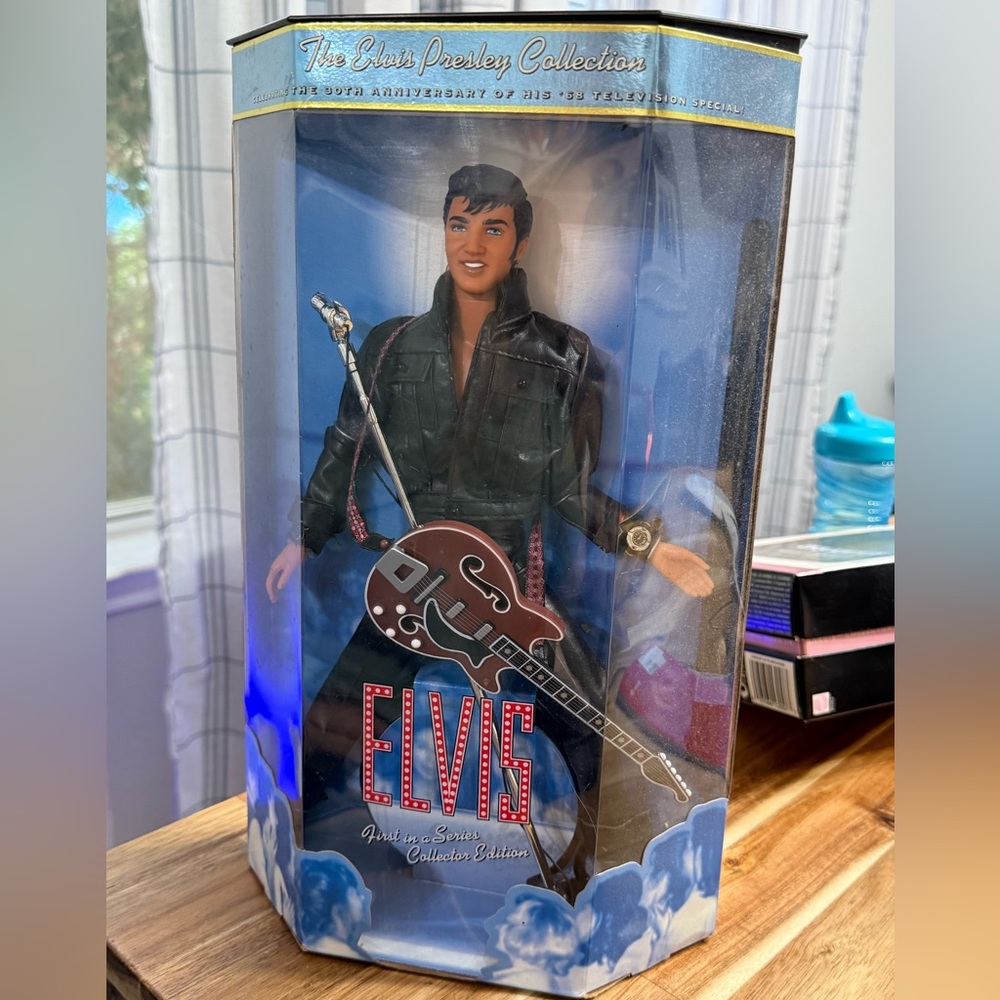 Mattel 1998 30th Anniversary Elvis Presley Collector Edition Doll